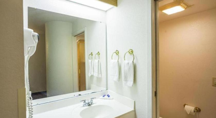Hotel Markle In I-69 Bagian luar foto